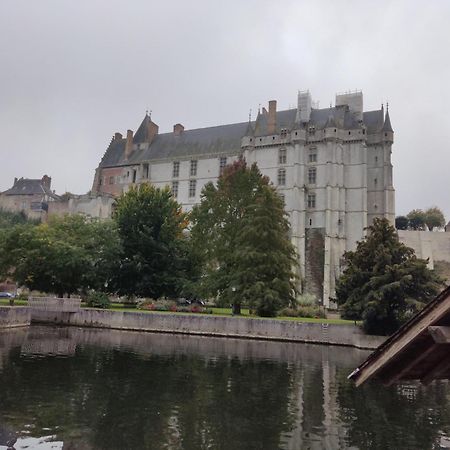 Halte Douillette Au Coeur De La Ville Châteaudun Zewnętrze zdjęcie